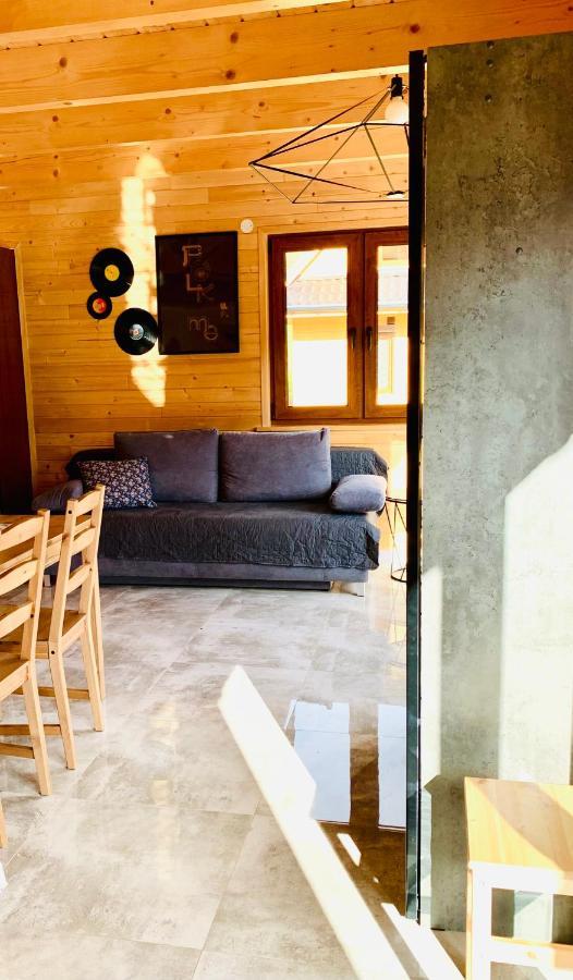 Domki Z Prywatna Sauna- Na Szlaku Milowka Bagian luar foto